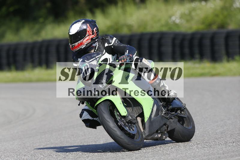 Archiv-2025/11 29.04.2025 PROMAX ADR/Gruppe gruen/80